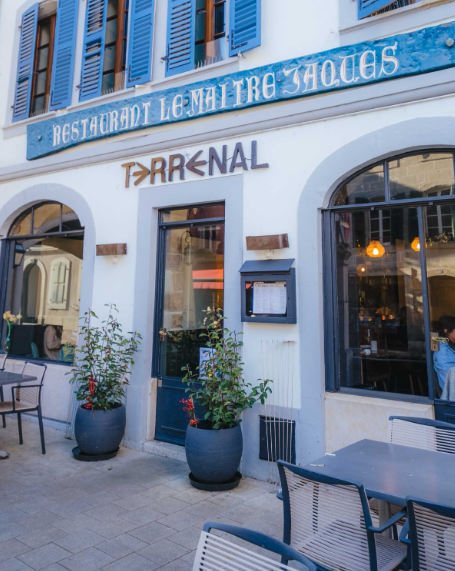 Terrenal - Nyon, Super Juices partner bar